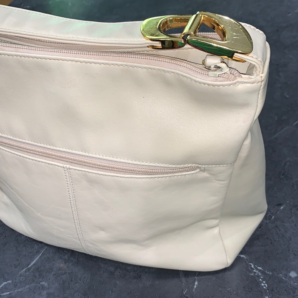 Vintage 90s Aurielle Bag - Picture 2 of 16